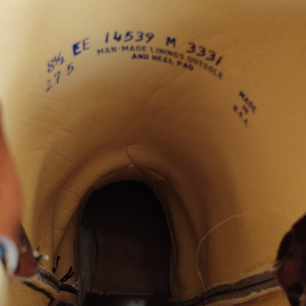 Cowboy boots - Picture 2 of 3